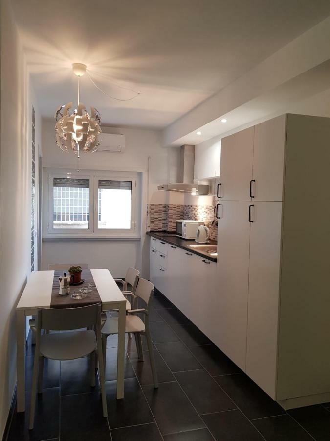 Nomentana White Apartments By Ghor Rome Exterior photo