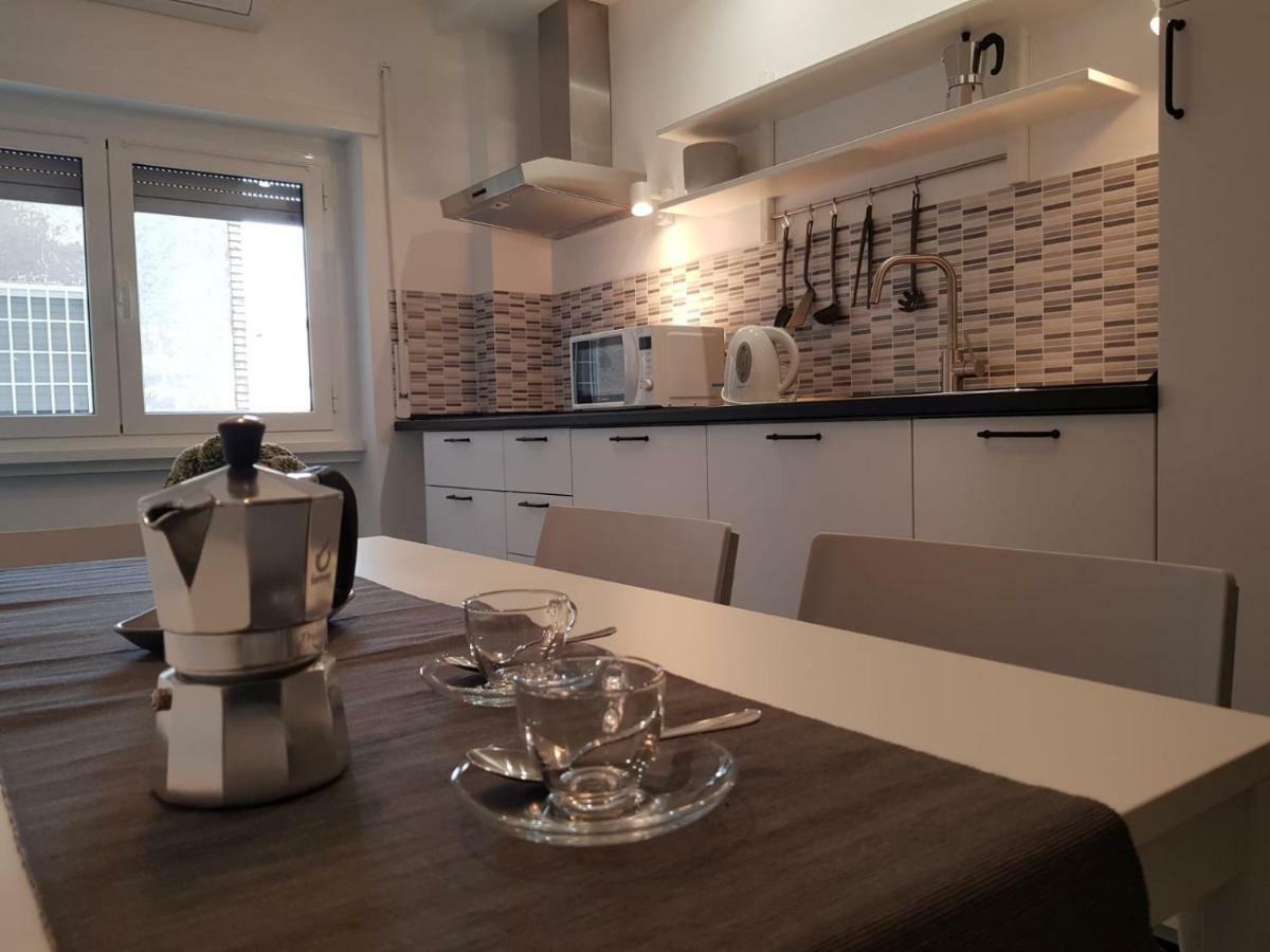 Nomentana White Apartments By Ghor Rome Exterior photo