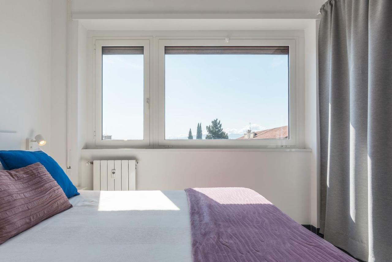 Nomentana White Apartments By Ghor Rome Exterior photo