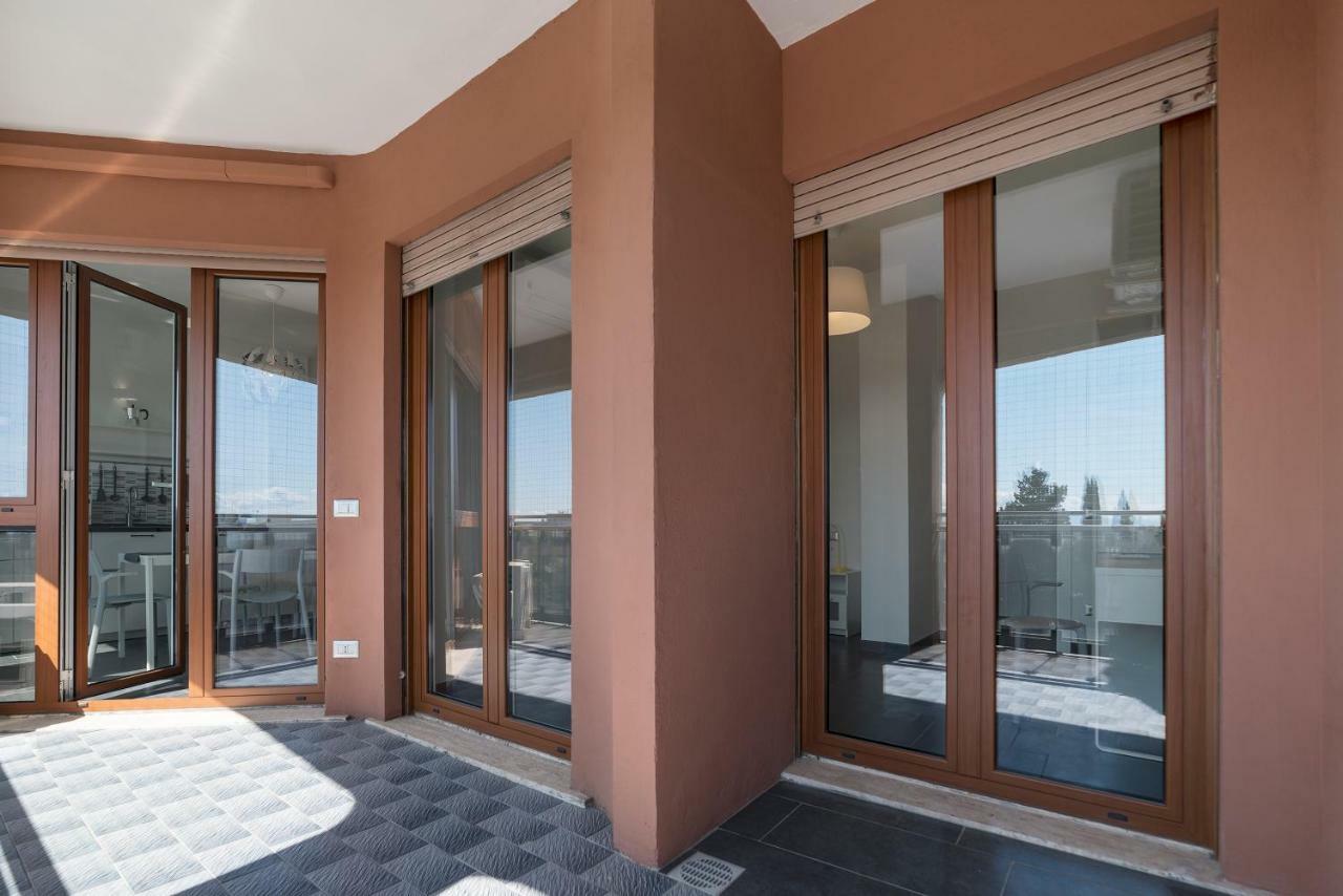 Nomentana White Apartments By Ghor Rome Exterior photo