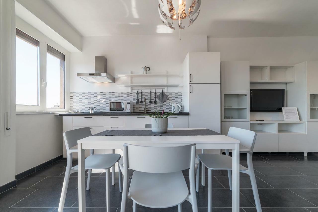 Nomentana White Apartments By Ghor Rome Exterior photo